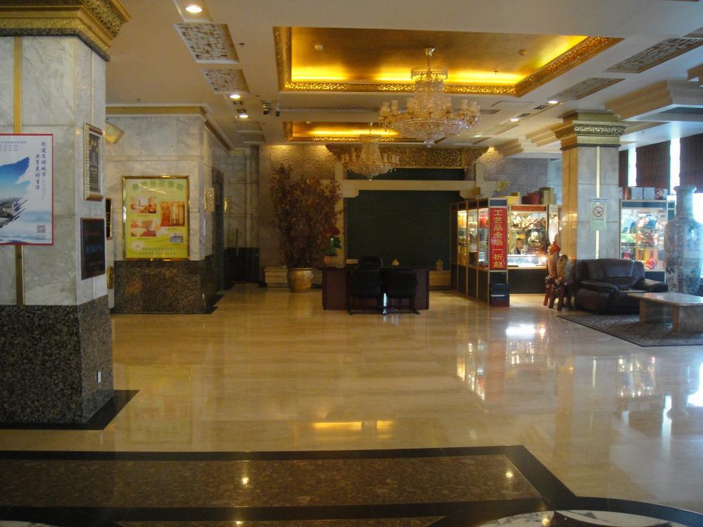 Green Hotel Shenyang Buitenkant foto